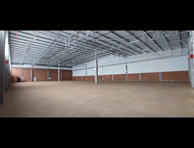 2,230M² WAREHOUSE TO LET IN HIGHVELD